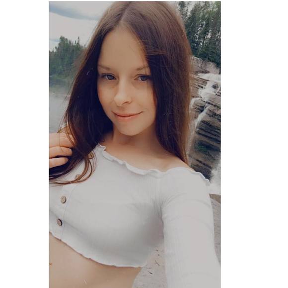 Meet your Posher, Marina - Picture 1 of 1